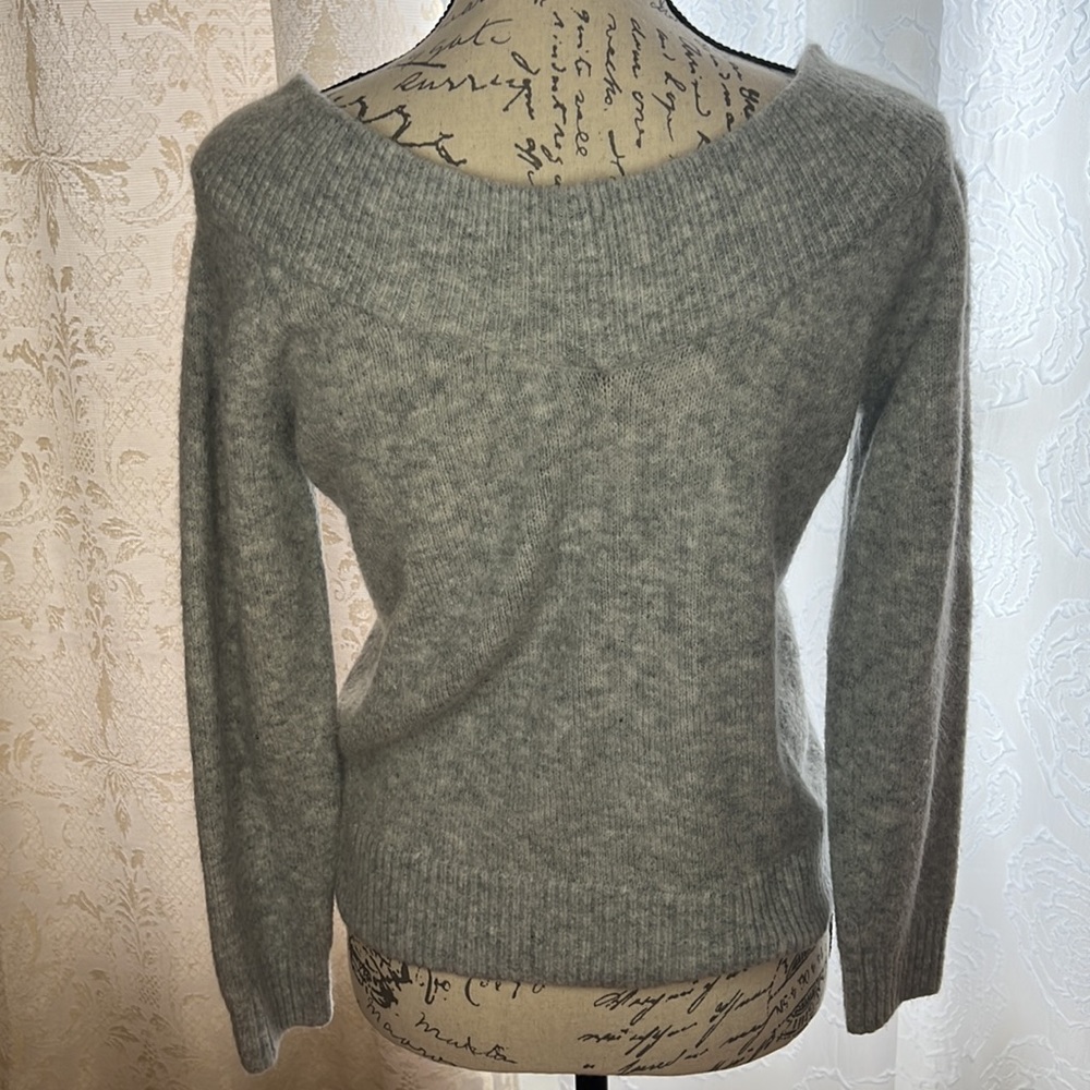 HM Sweater - Picture 2 of 2